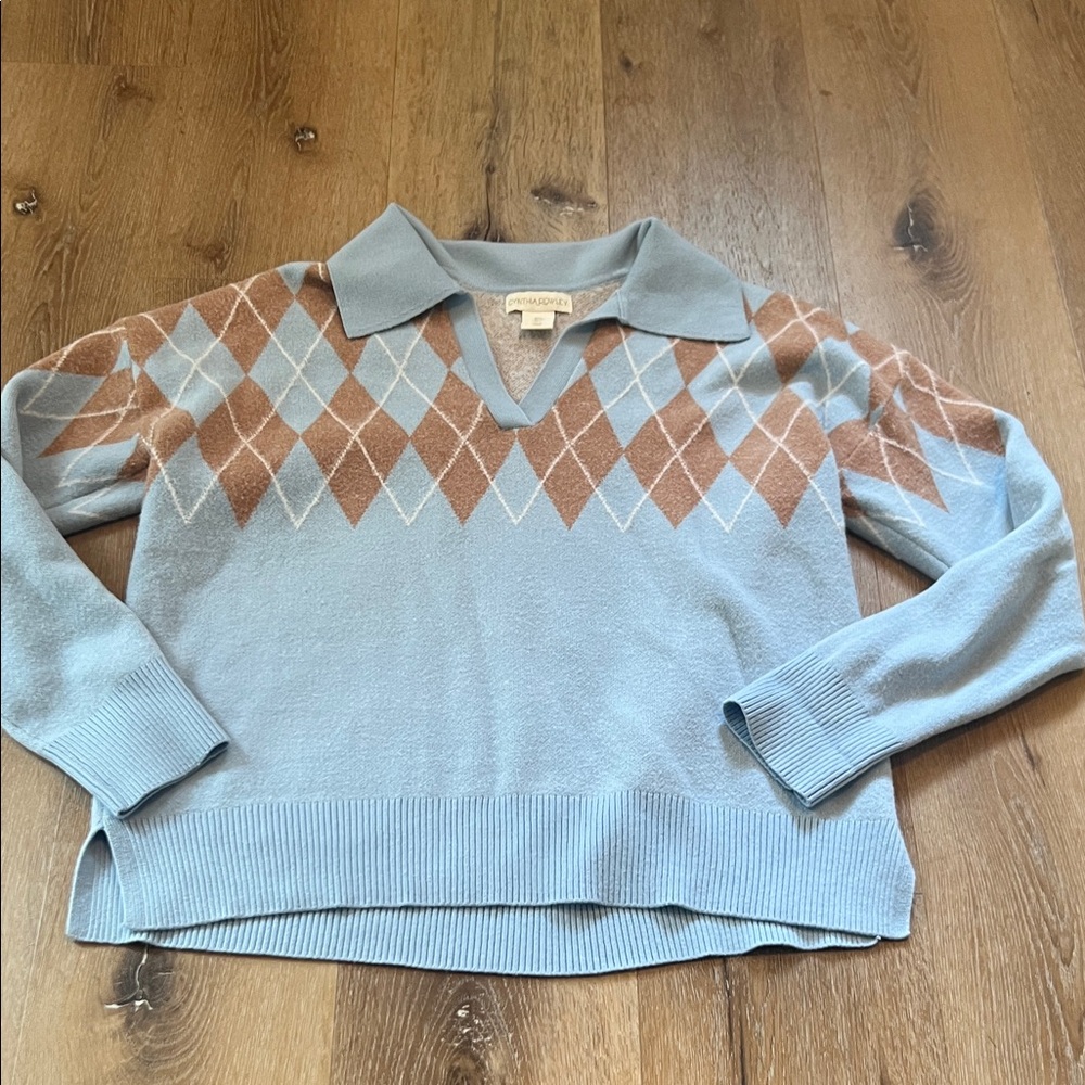 Cynthia Rowley Blue and Tan Argyle Sweater Large